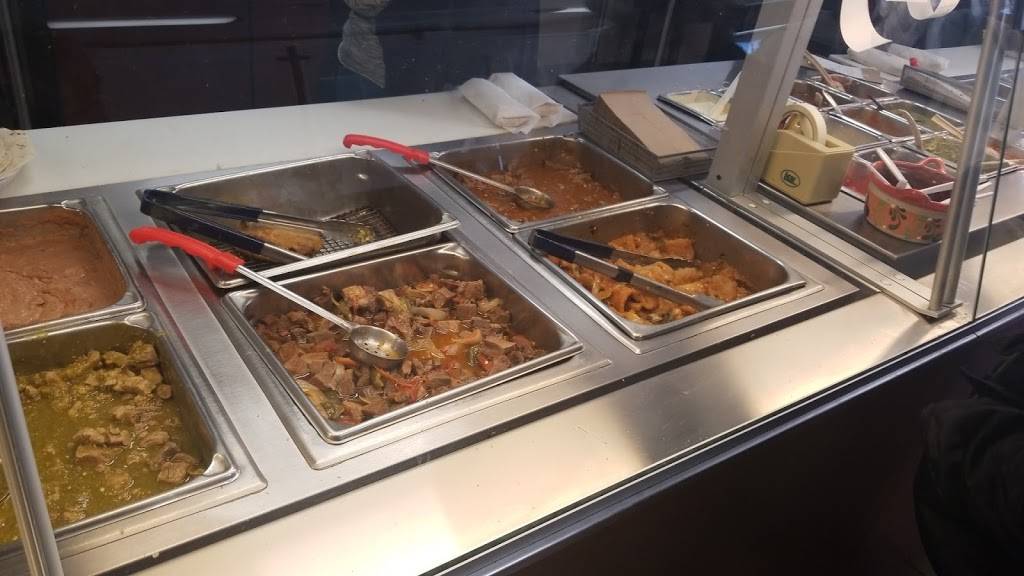 El Charrito | restaurant | 1416, 122, W Market St, Salinas, CA 93901, USA | 8314249446 OR +1 831-424-9446