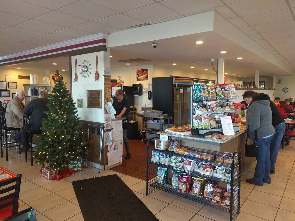 Jo Jos Super Dogs | restaurant | 214 E Pulaski Hwy, Elkton, MD 21921, USA | 4103929830 OR +1 410-392-9830