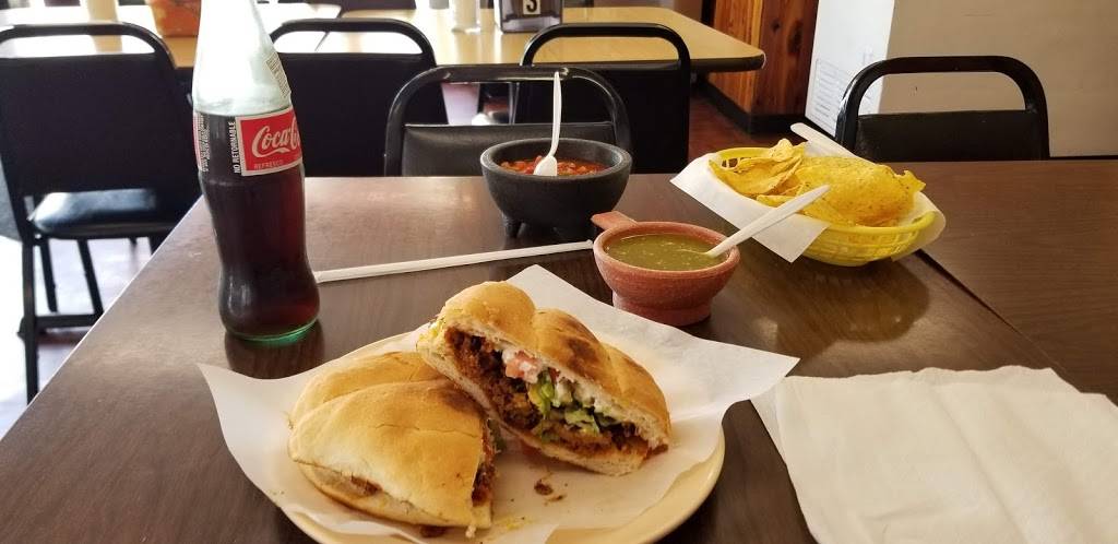 Taquería El Charro I | meal delivery | 6661 N Clark St, Chicago, IL 60626, USA | 7737437056 OR +1 773-743-7056