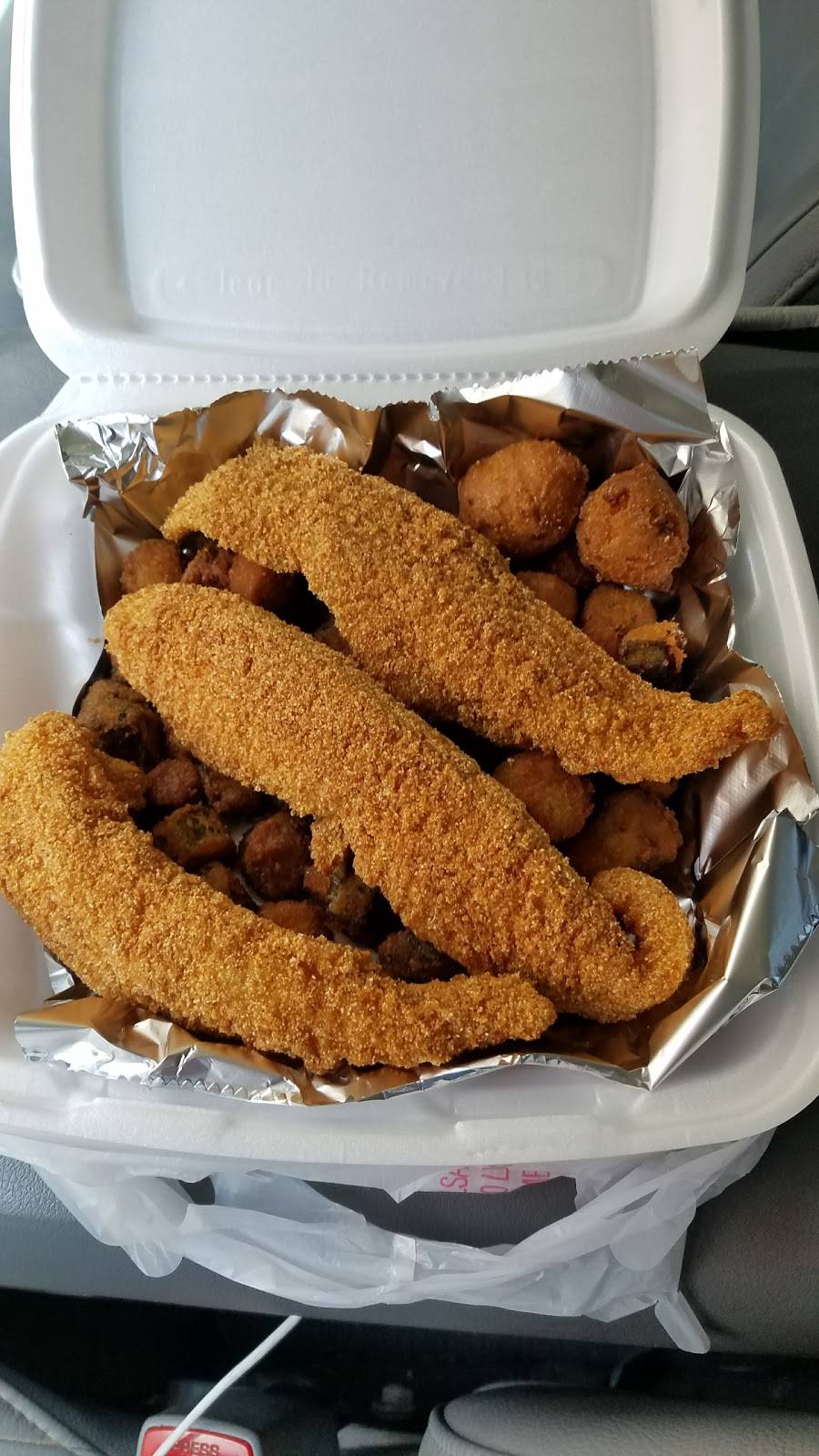 Wings & Things | restaurant | 608 W Vandament Ave, Yukon, OK 73099, USA | 4052653232 OR +1 405-265-3232