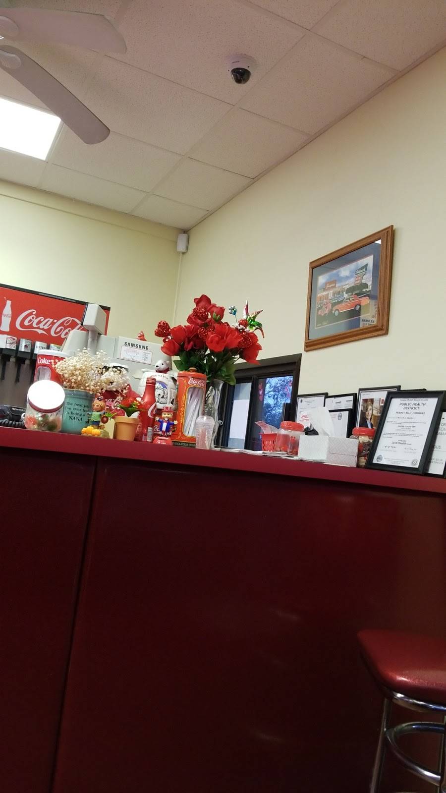 Snapkas Drive Inn | restaurant | 4434 Weber Rd, Corpus Christi, TX 78411, USA | 3618558355 OR +1 361-855-8355