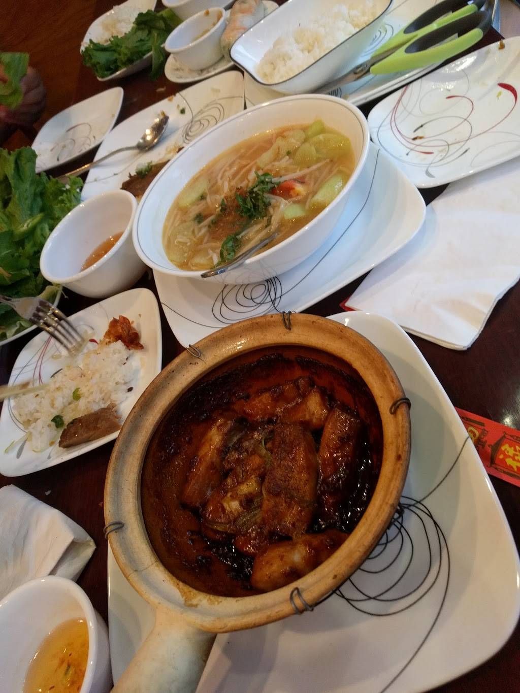 Little Saigon Pearl | restaurant | 9 Bay 35th St, Brooklyn, NY 11214, USA | 7189968808 OR +1 718-996-8808