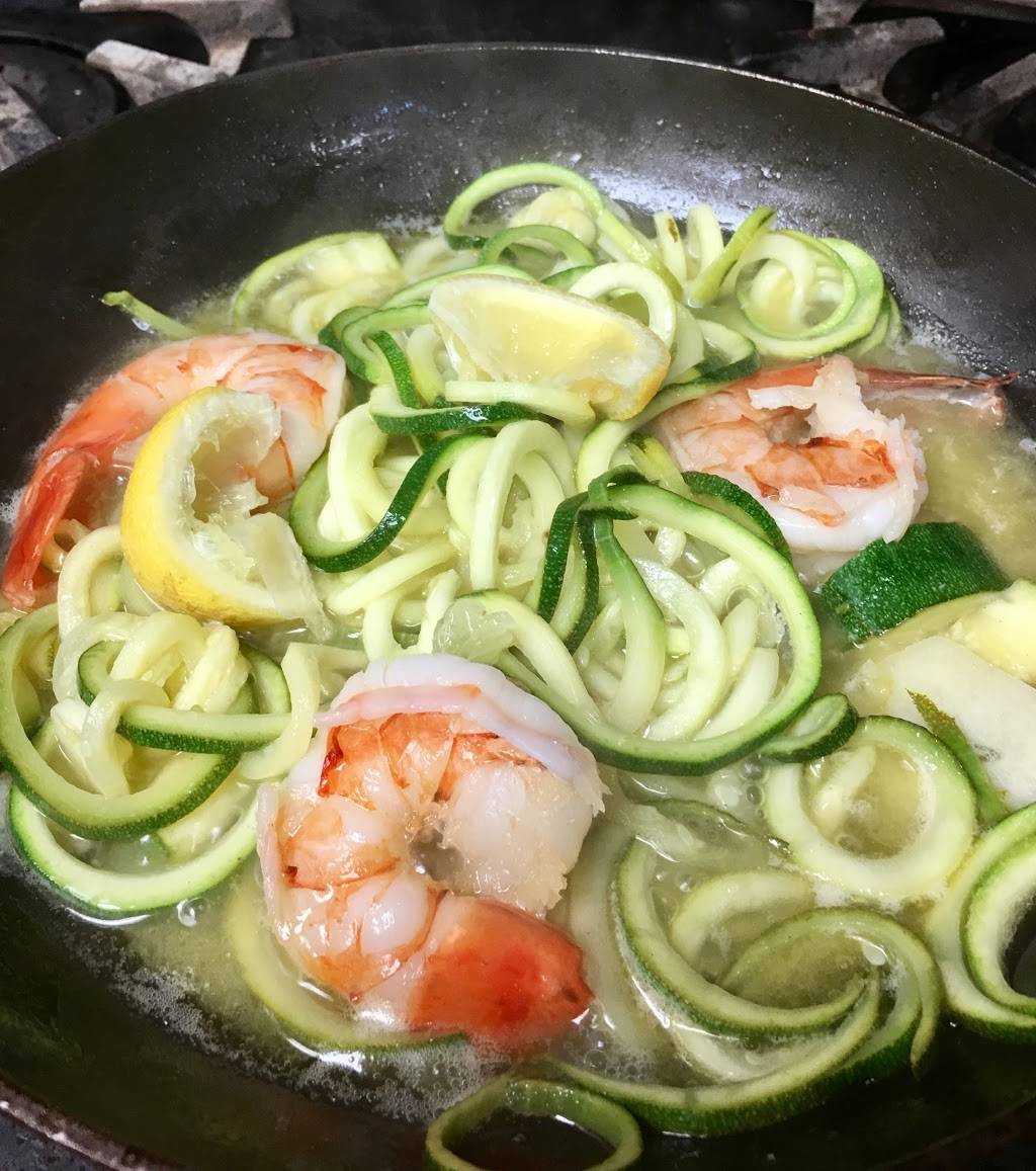 GoGo on the Ocean | restaurant | 561 Shirley St, Winthrop, MA 02152, USA | 6178468866 OR +1 617-846-8866