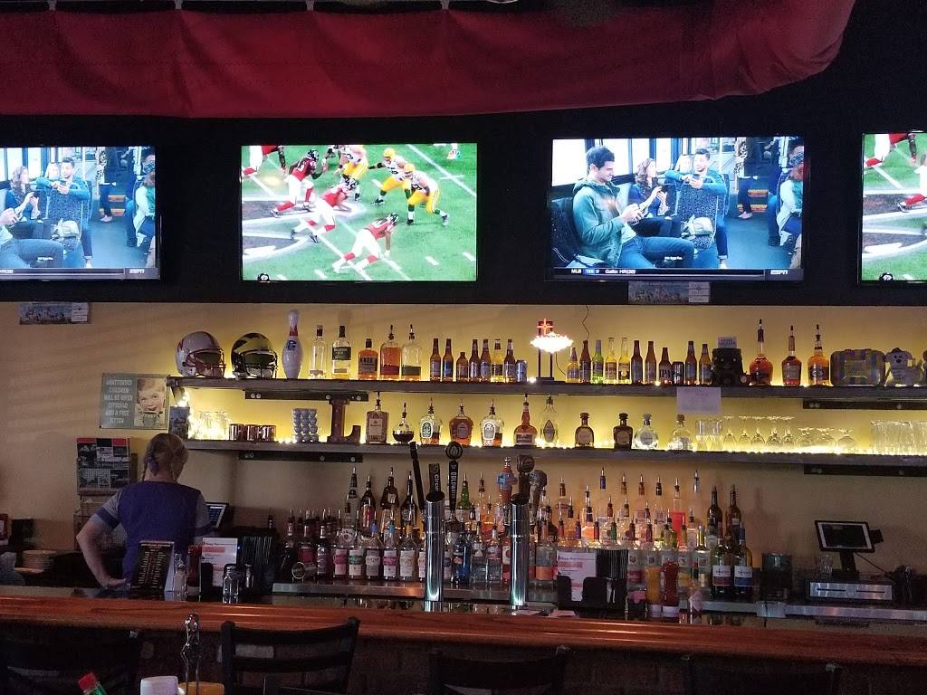 Lucky Lous | restaurant | 23706 S Power Rd, Queen Creek, AZ 85142, USA | 4806683800 OR +1 480-668-3800