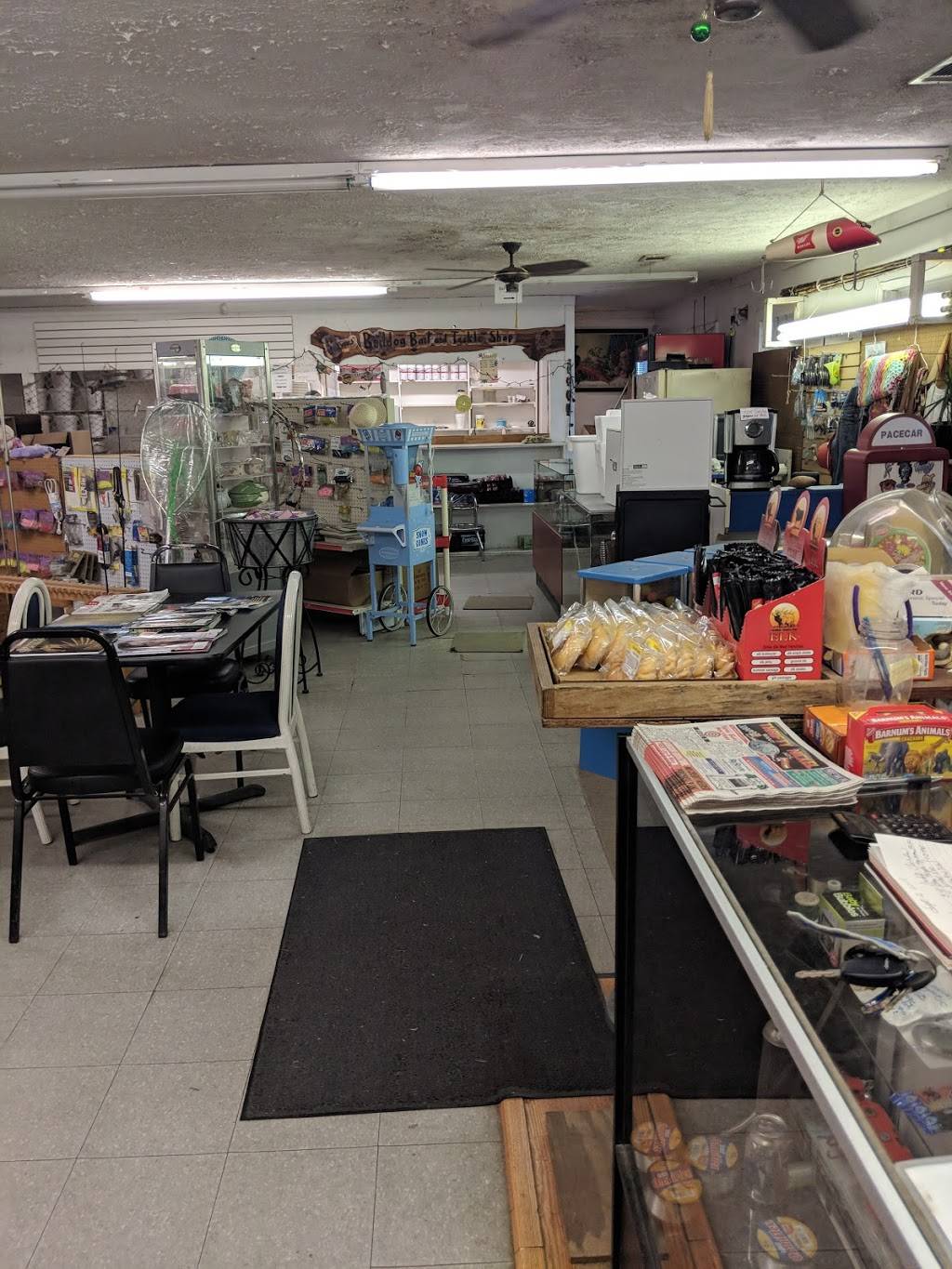 Bulldog Bait and Tackle | meal takeaway | 1300 Victory Dr, Columbus, GA 31901, USA | 7062570061 OR +1 706-257-0061