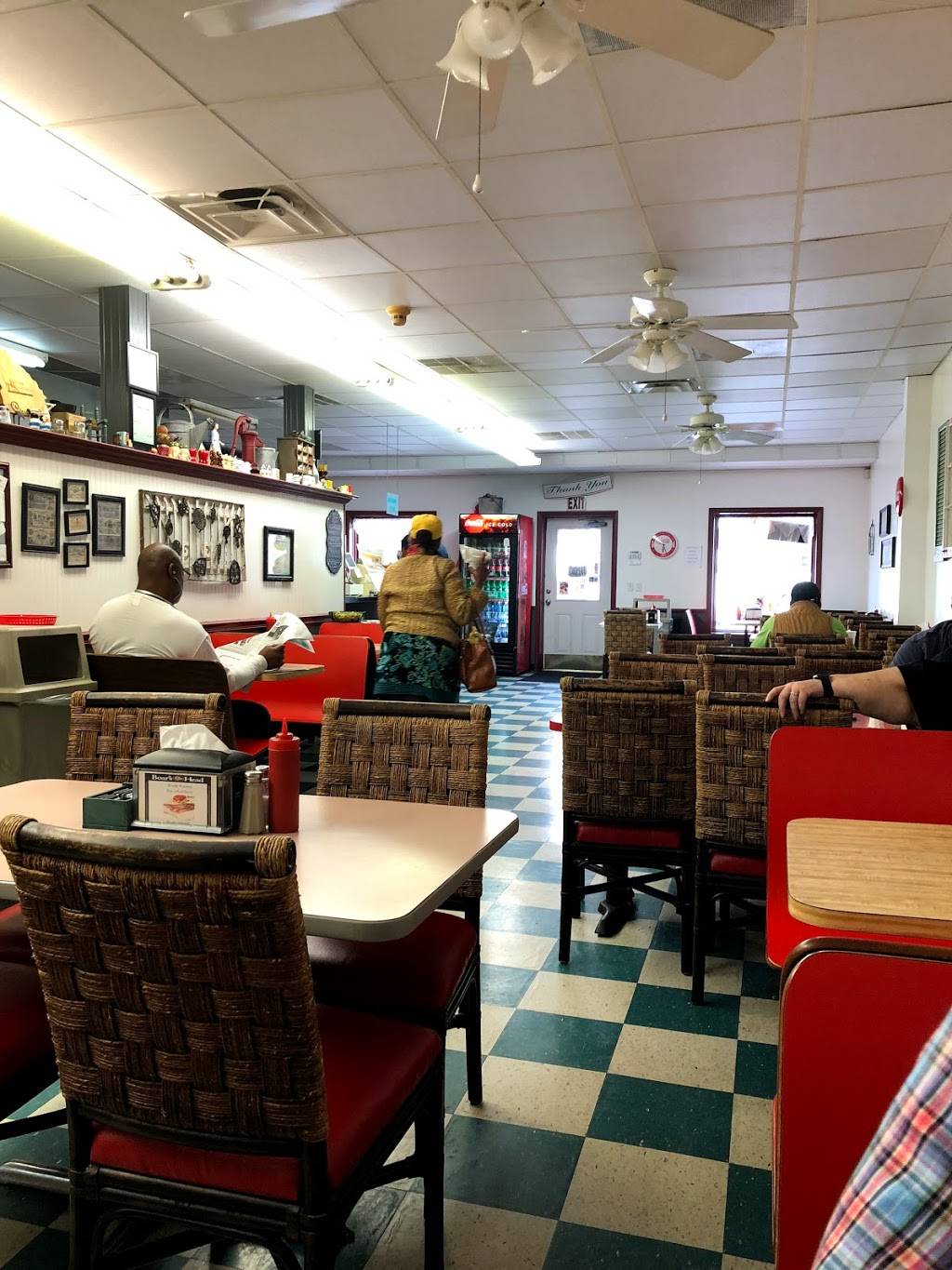 Hungry Hannahs | restaurant | 606 Gloucester St, Brunswick, GA 31520, USA | 9122658108 OR +1 912-265-8108