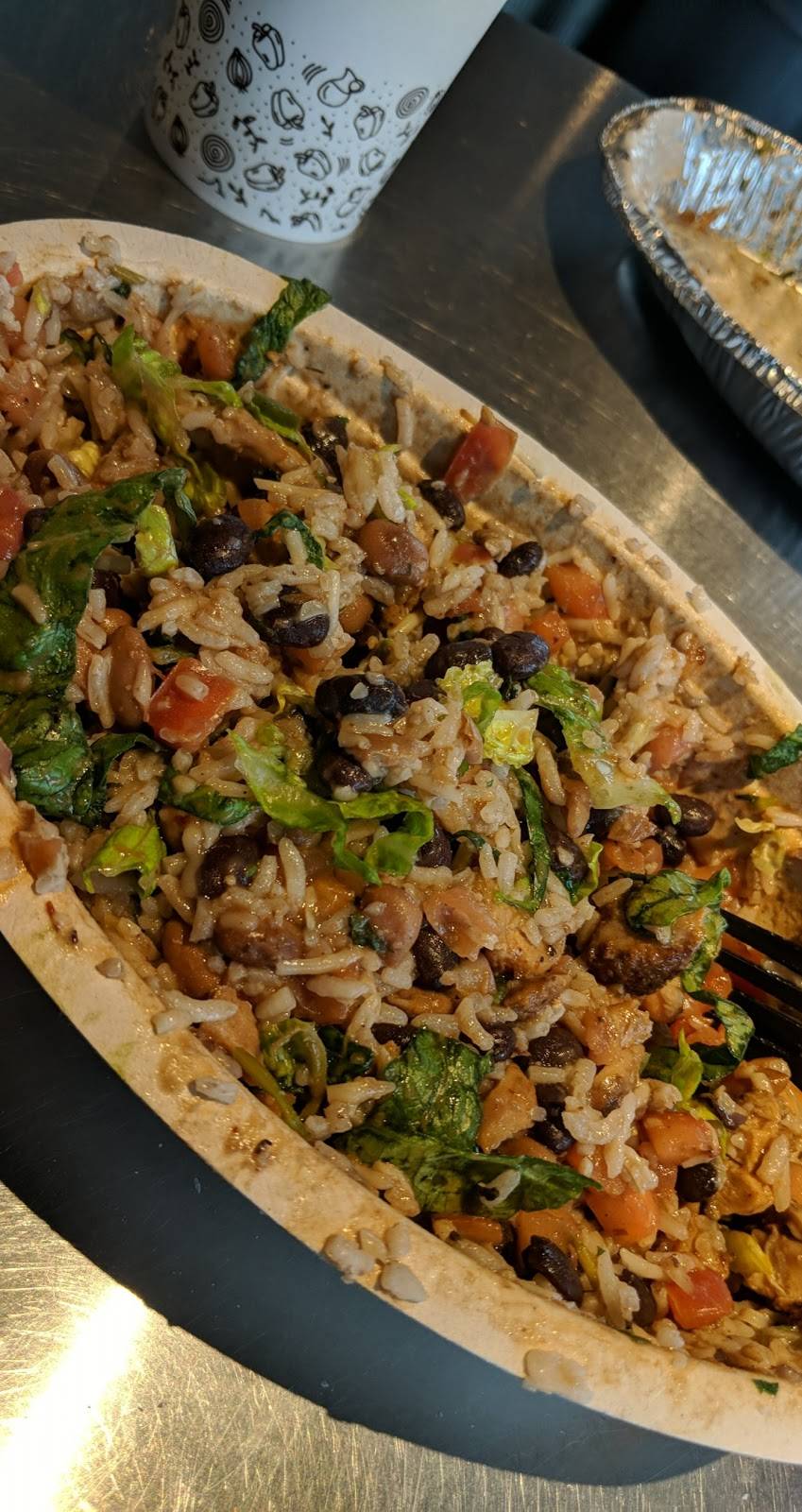 Chipotle Mexican Grill | restaurant | 2432 US-34, Oswego, IL 60543, USA | 6305543508 OR +1 630-554-3508
