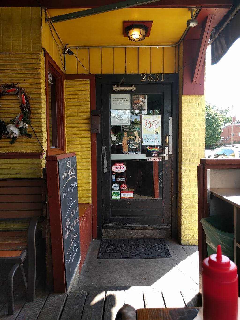 Cary St. Cafe | restaurant | 2631 W Cary St, Richmond, VA 23220, USA | 8043537445 OR +1 804-353-7445