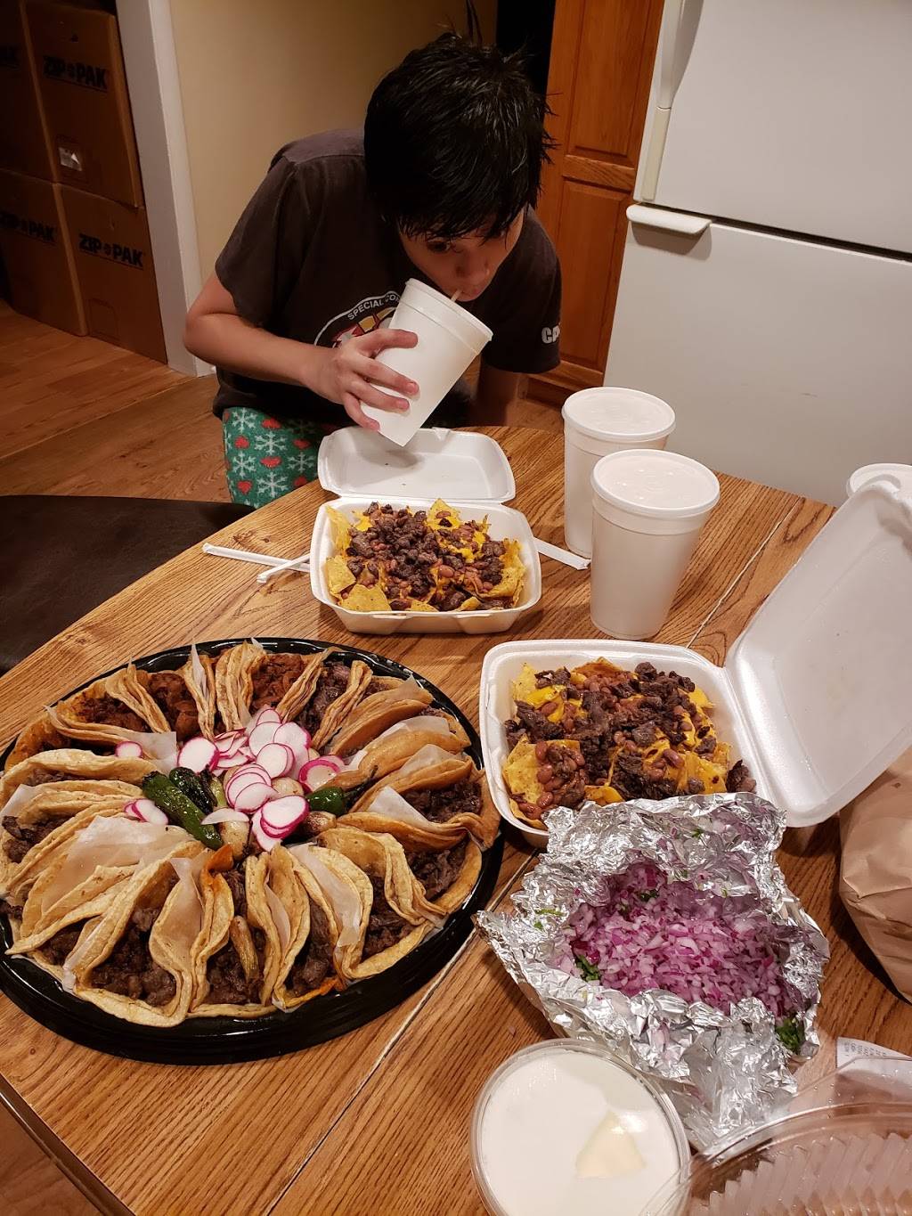 Krazy Taco | restaurant | 5403 W 79th St, Burbank, IL 60459, USA | 7086586996 OR +1 708-658-6996