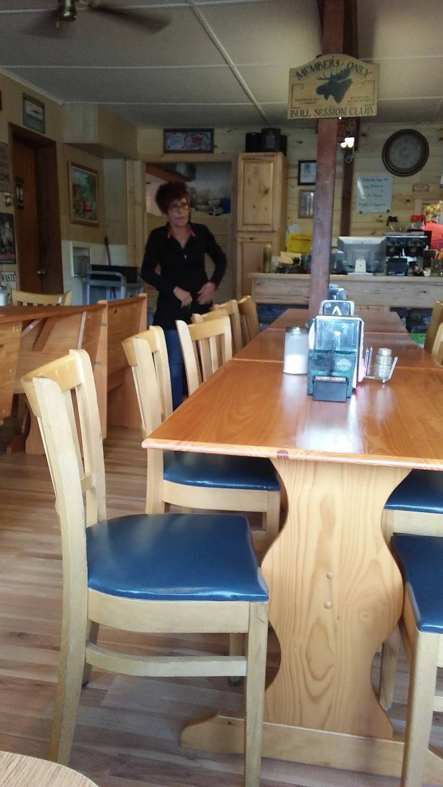 Cozy Cottage Cafe | restaurant | 300 Barclay Ave, Pine River, MN 56474, USA | 2185872588 OR +1 218-587-2588