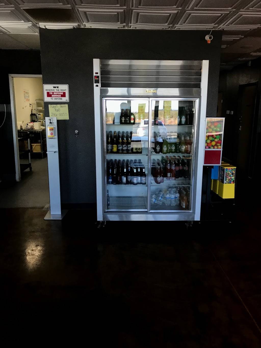 Raul’s Taco | restaurant | 11651 Rancho Rd, Adelanto, CA 92301, USA | 7602460053 OR +1 760-246-0053