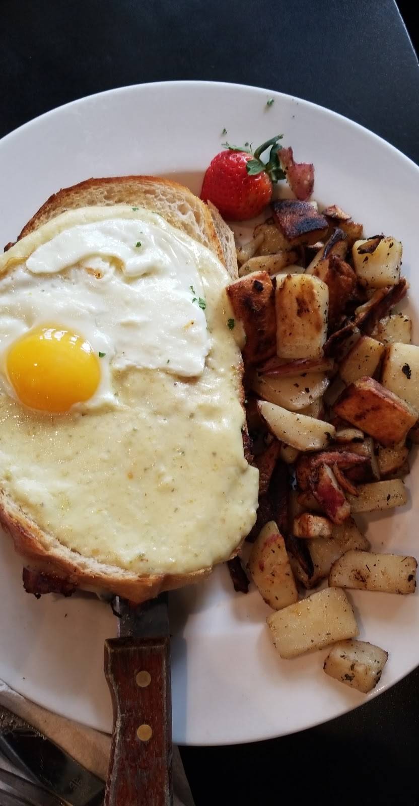 Bread Winners Café & Bakery | restaurant | 5560 W Lovers Ln, Dallas, TX 75209, USA | 2143513339 OR +1 214-351-3339