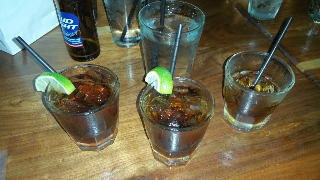 Standard Bar and Grill | restaurant | 1332 N Milwaukee Ave, Chicago, IL 60622, USA | 7739048615 OR +1 773-904-8615