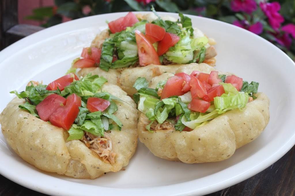 La Hacienda Scenic Loop | restaurant | 25615 Boerne Stage Rd, San Antonio, TX 78255, USA | 2106871818 OR +1 210-687-1818