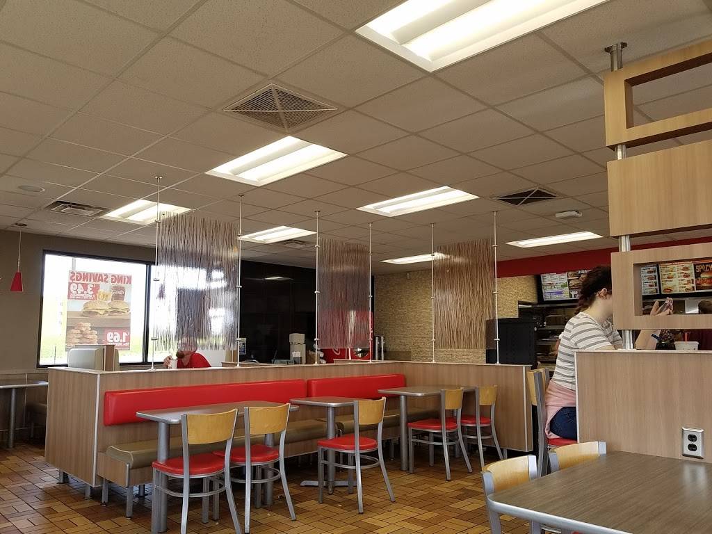 Burger King | restaurant | 311 Brenton Way, Shepherdsville, KY 40165, USA | 5029556653 OR +1 502-955-6653