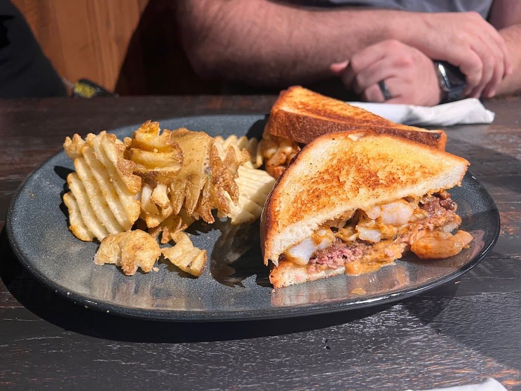 Walk-Ons Sports Bistreaux - Columbia, MO | restaurant | 2541 Broadway Bluffs Dr, Columbia, MO 65201, USA | 5736159255 OR +1 573-615-9255