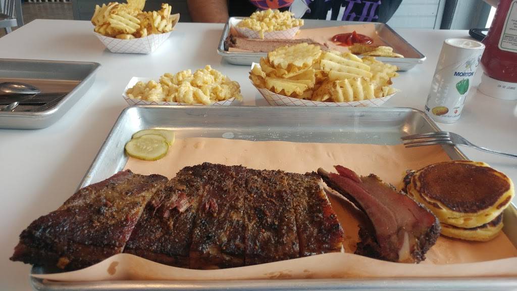 The SmoQue Pit | restaurant | 454 S Main St, Statesboro, GA 30458, USA | 9122599074 OR +1 912-259-9074