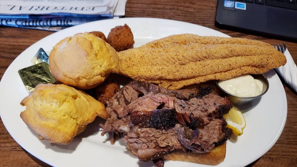 North and South Seafood & Smokehouse | restaurant | 958 Liberty Dr, Verona, WI 53593, USA | 6084970256 OR +1 608-497-0256