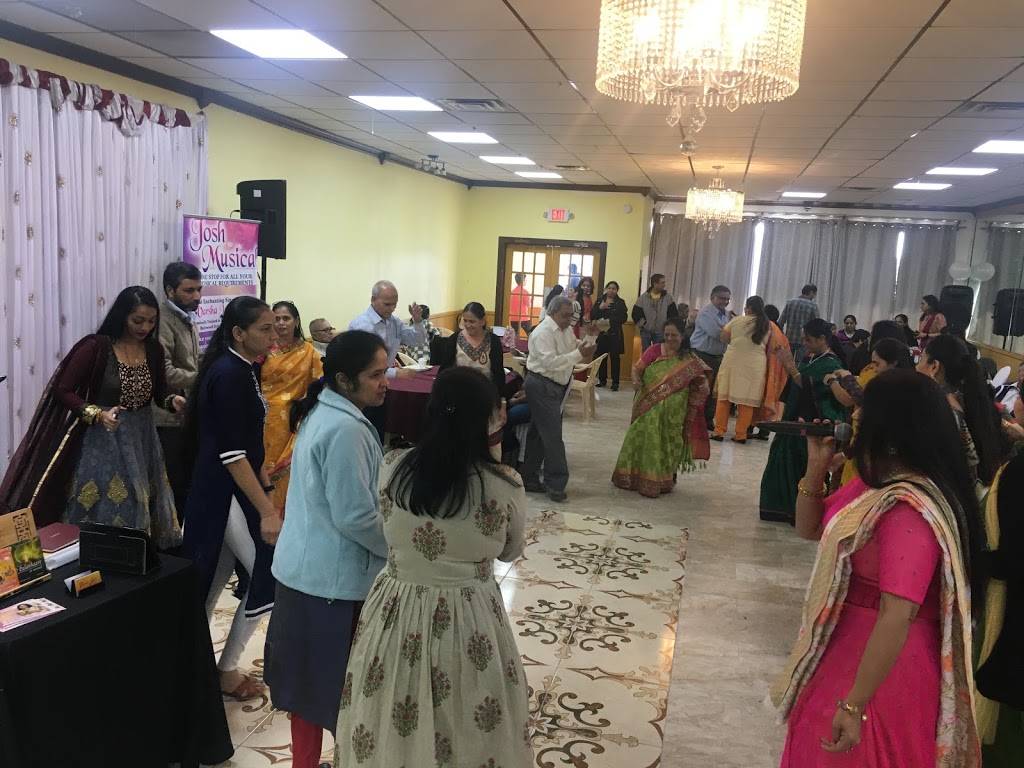 Khichdi Junction | restaurant | 520 Ernston Rd Suite 4, Parlin, NJ 08859, USA | 7325250050 OR +1 732-525-0050