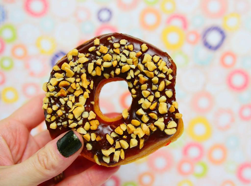 Shipley Do-Nuts | bakery | 5750 Northwest Expy, Warr Acres, OK 73132, USA | 4057213409 OR +1 405-721-3409