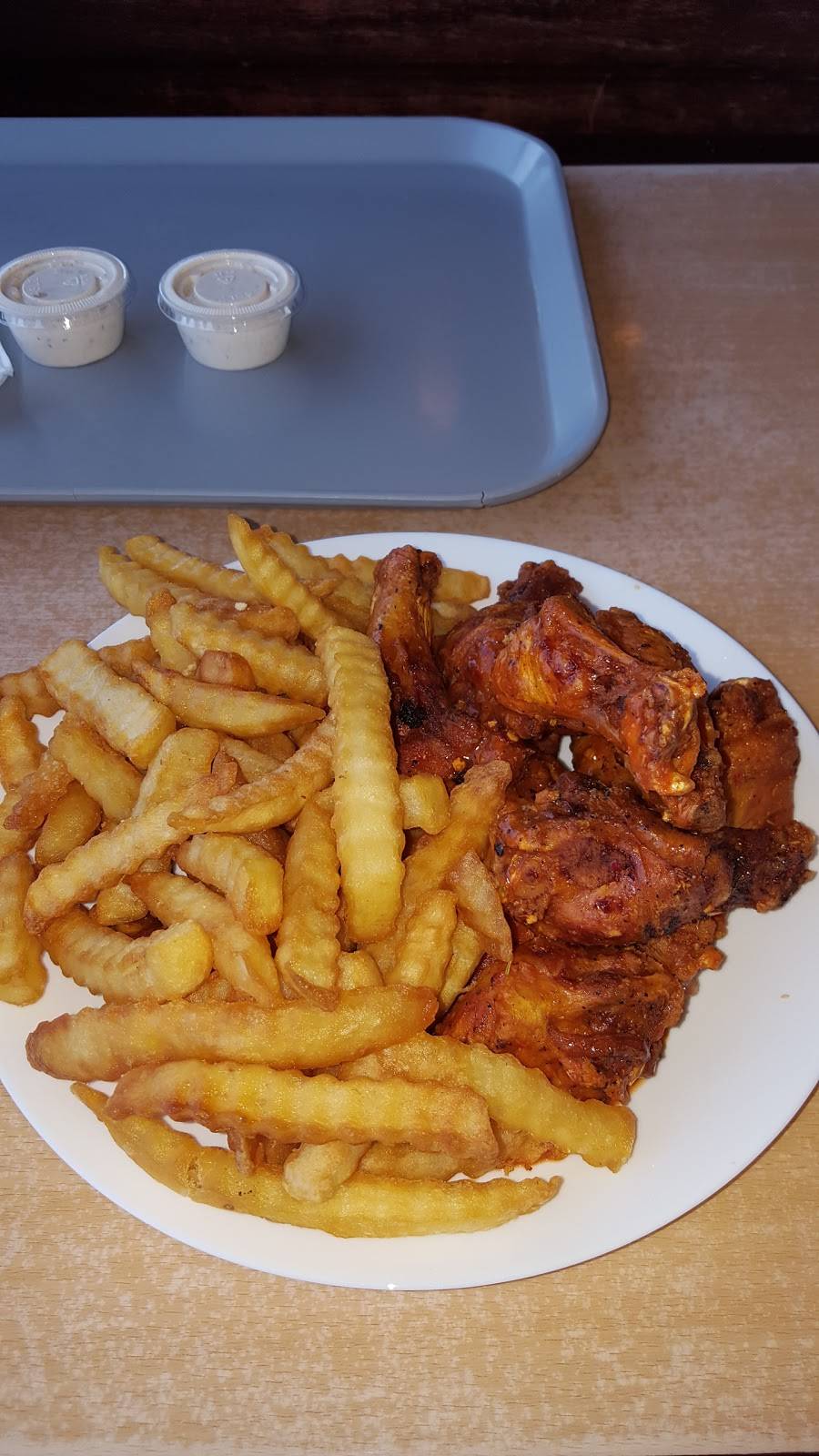 Petes of Simpsonville | restaurant | 811 NE Main St, Simpsonville, SC 29681, USA | 8649639023 OR +1 864-963-9023