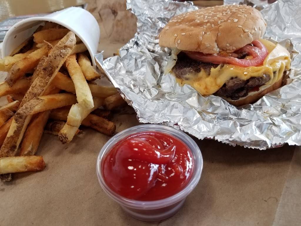 Five Guys | meal takeaway | 2100 Union Ave, Memphis, TN 38104, USA | 9015524017 OR +1 901-552-4017