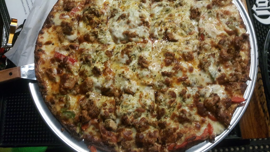 Mikes Place Sports Bar & Grill | restaurant | 6319 Roosevelt Rd, Berwyn, IL 60402, USA | 7083174332 OR +1 708-317-4332