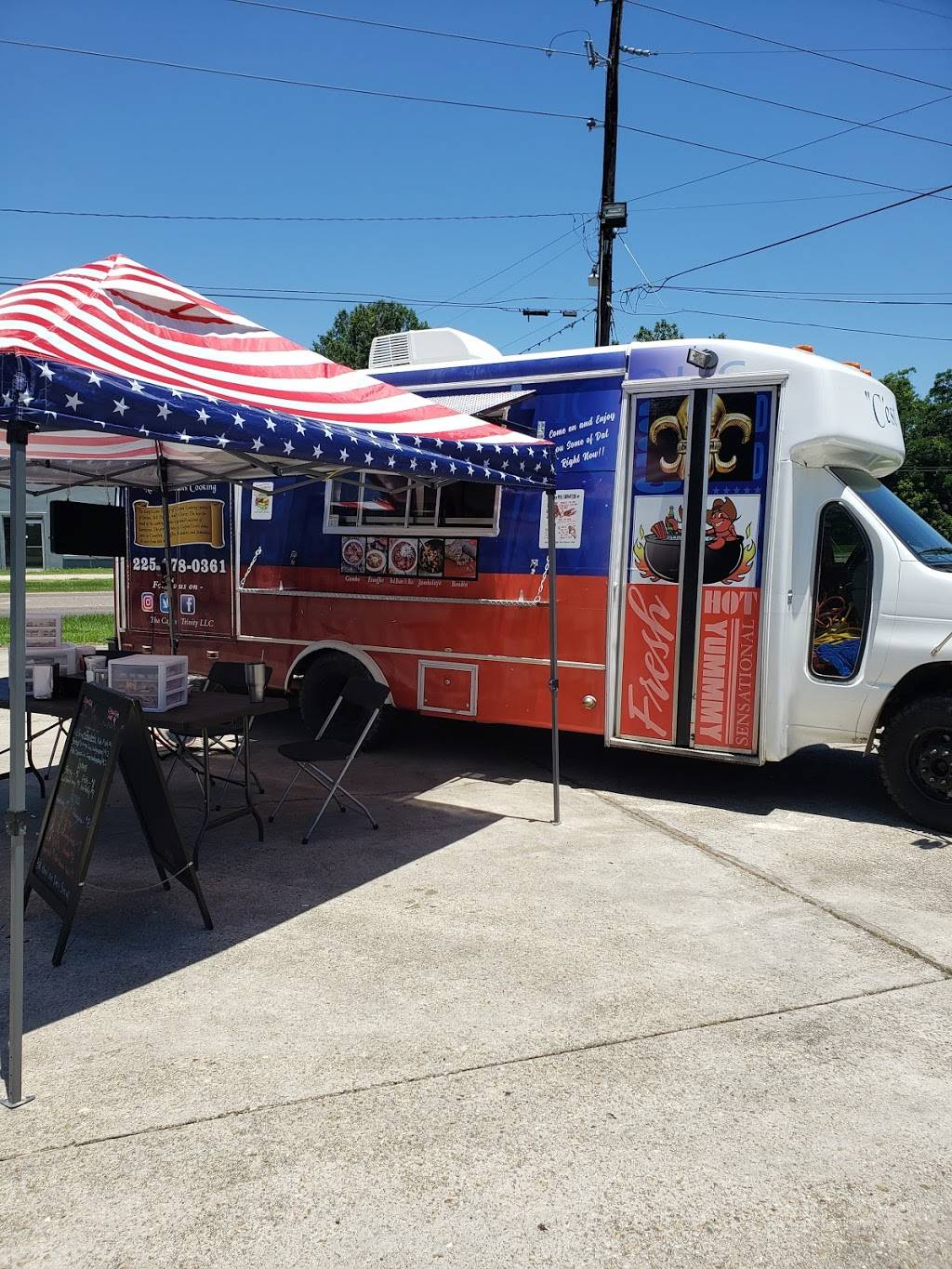 Tha Cajun Trinity Food Truck | restaurant | 455 E Pine St, Ponchatoula, LA 70454, USA | 2256780361 OR +1 225-678-0361
