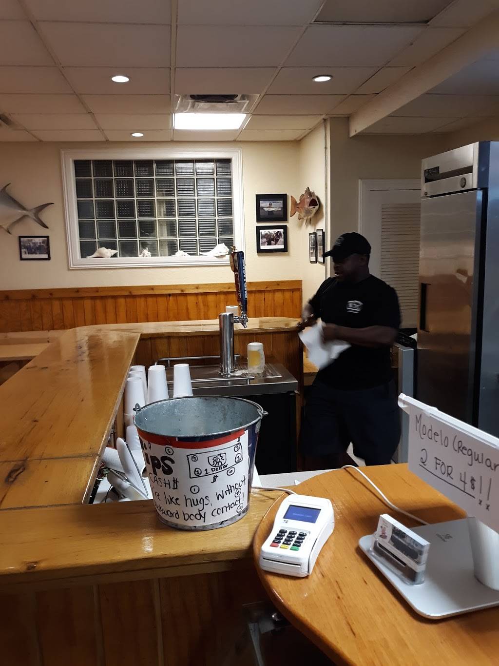 Tillmans Famous B.B.Q. | restaurant | 101 Seaway Dr, Fort Pierce, FL 34950, USA | 7725776350 OR +1 772-577-6350