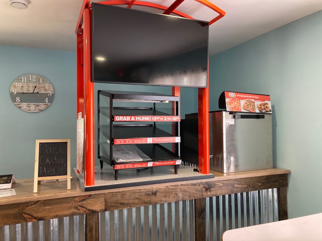 Becker’s Snack Shack | restaurant | 103 E Huron St, Irvington, IL 62848, USA | 6182499115 OR +1 618-249-9115