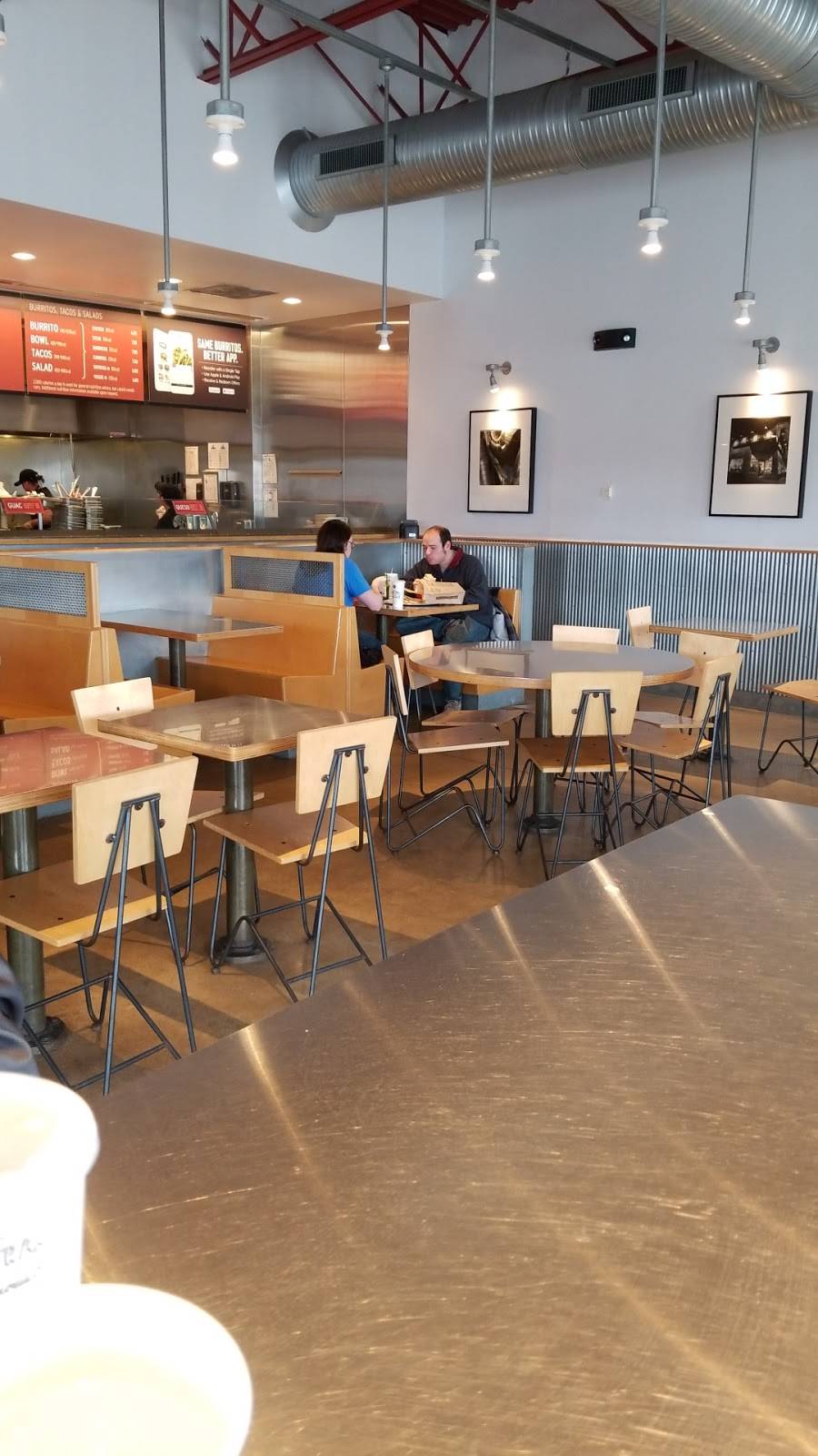 Chipotle Mexican Grill | restaurant | 3726 National Rd E, Richmond, IN 47374, USA | 7659663292 OR +1 765-966-3292