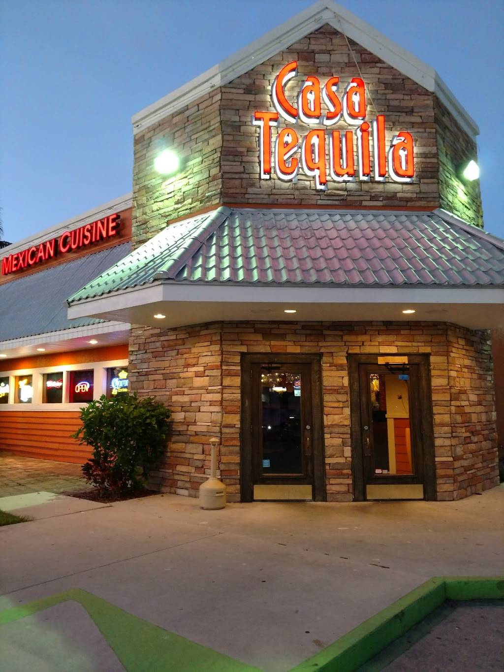 Casa Tequila | restaurant | 1725 SE Federal Hwy, Stuart, FL 34994, USA | 7726005482 OR +1 772-600-5482