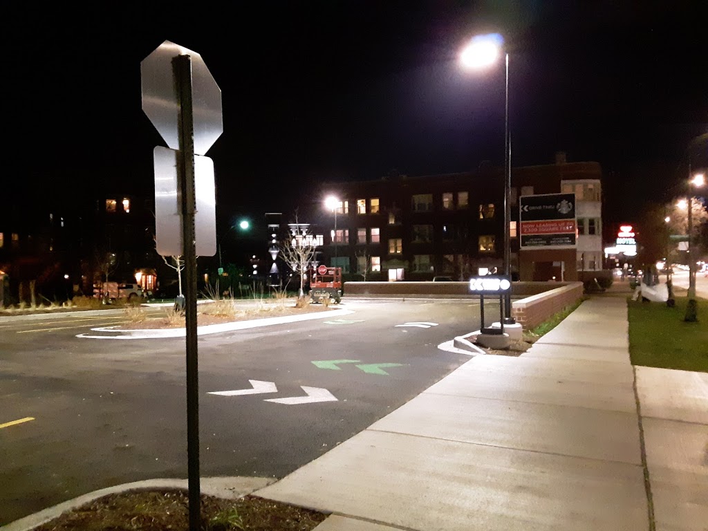 Starbucks | cafe | 5964 N Ridge Ave, Chicago, IL 60660, USA | 3129657564 OR +1 312-965-7564