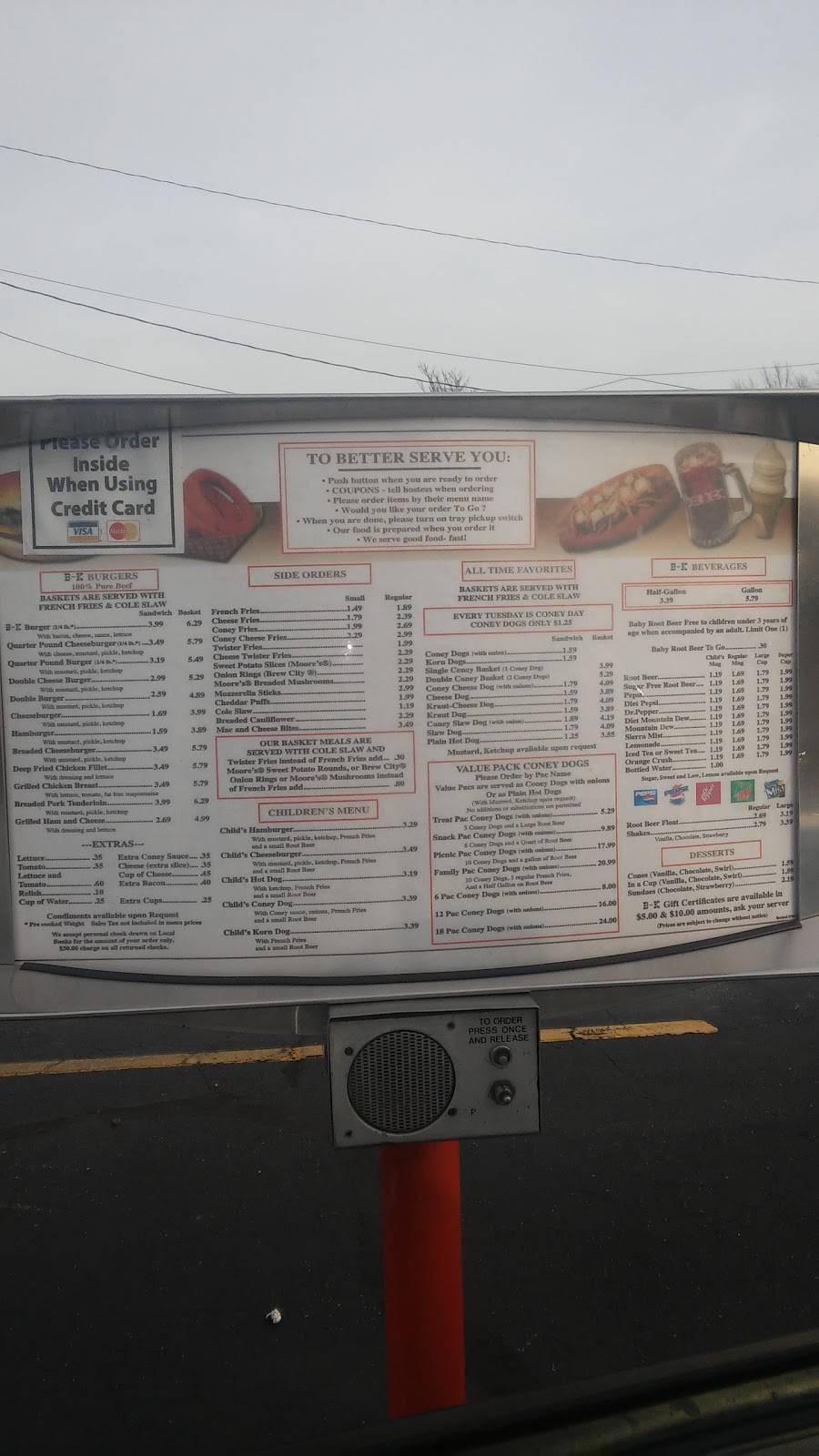 B&K Root Beer | restaurant | 1218 S Jefferson St, Huntington, IN 46750, USA | 2603566920 OR +1 260-356-6920