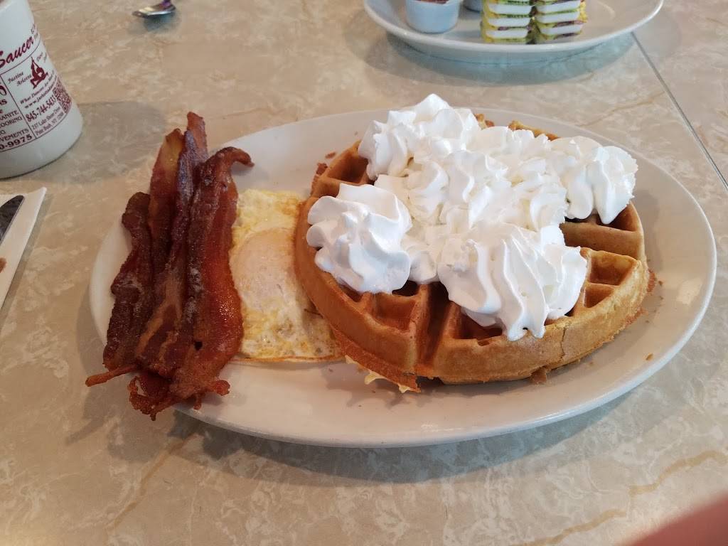 The Cup & Saucer Diner | restaurant | 82 Boniface Dr, Pine Bush, NY 12566, USA | 8457445969 OR +1 845-744-5969