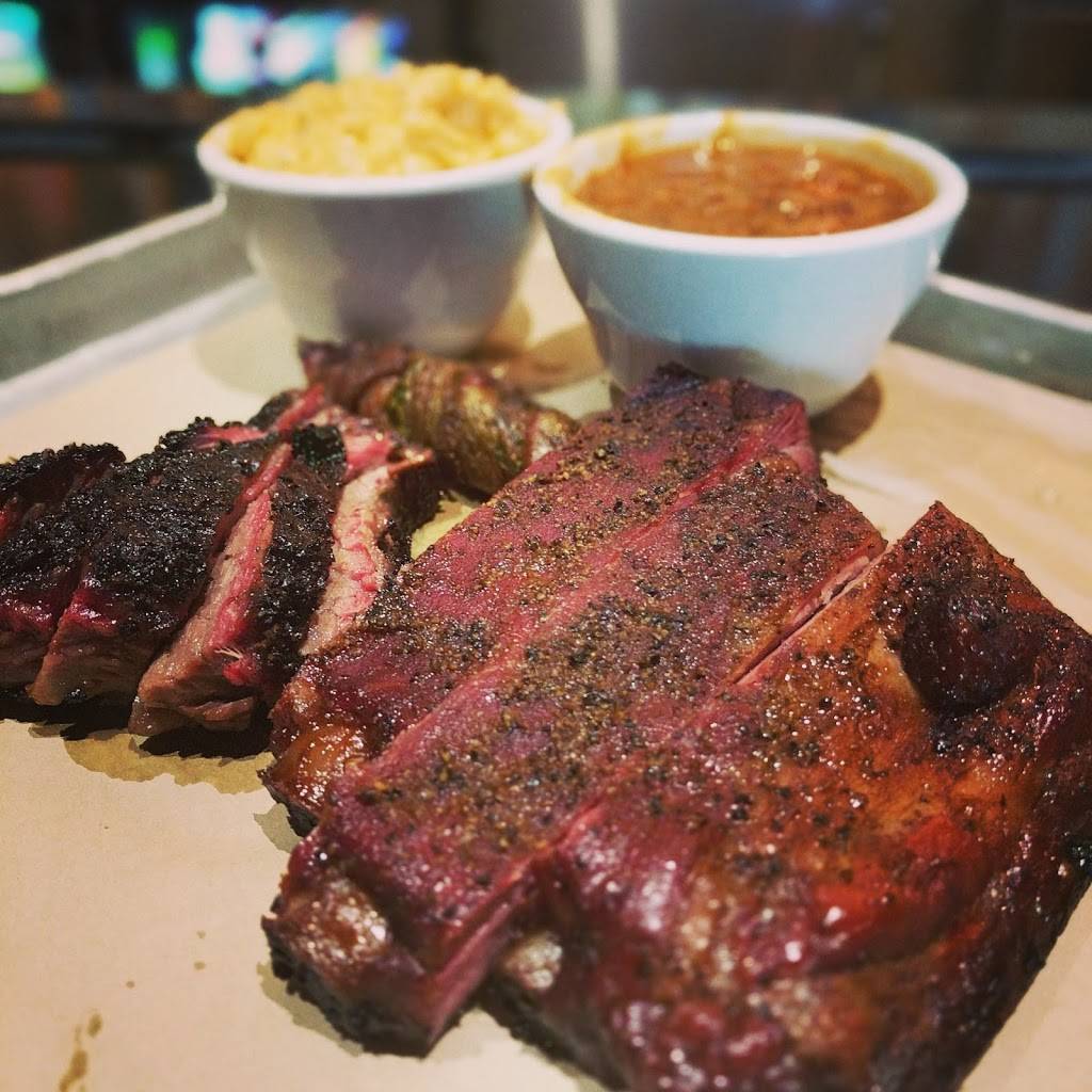 TEN50 BBQ | restaurant | 1050 N Central Expy, Richardson, TX 75080, USA | 8557831050 OR +1 855-783-1050