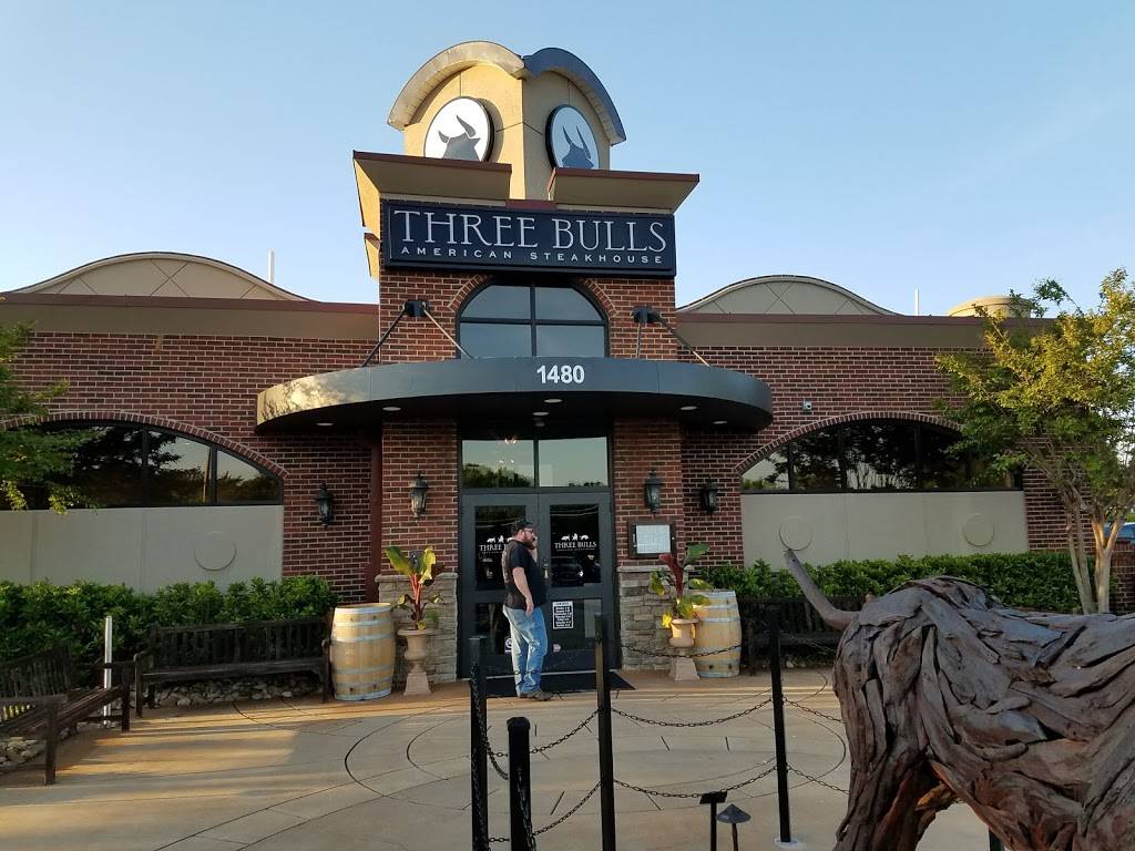 Three Bulls American Steakhouse | restaurant | 8355, 1480 River Ridge Dr, Clemmons, NC 27012, USA | 3368425363 OR +1 336-842-5363