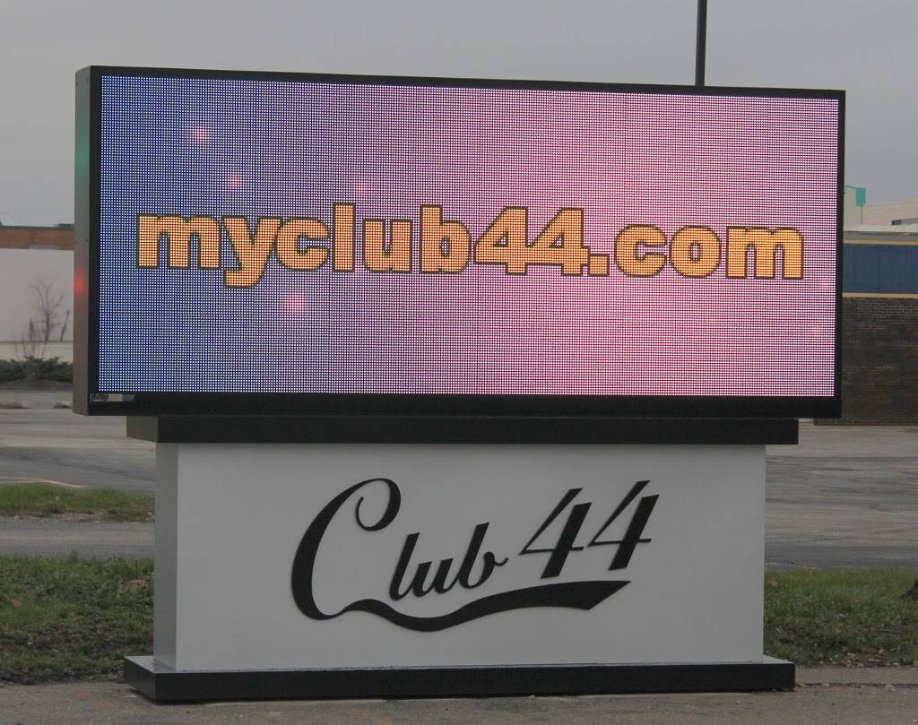 Club 44 | night club | 4030 Coldwater Rd, Fort Wayne, IN 46805, USA | 2607555689 OR +1 260-755-5689