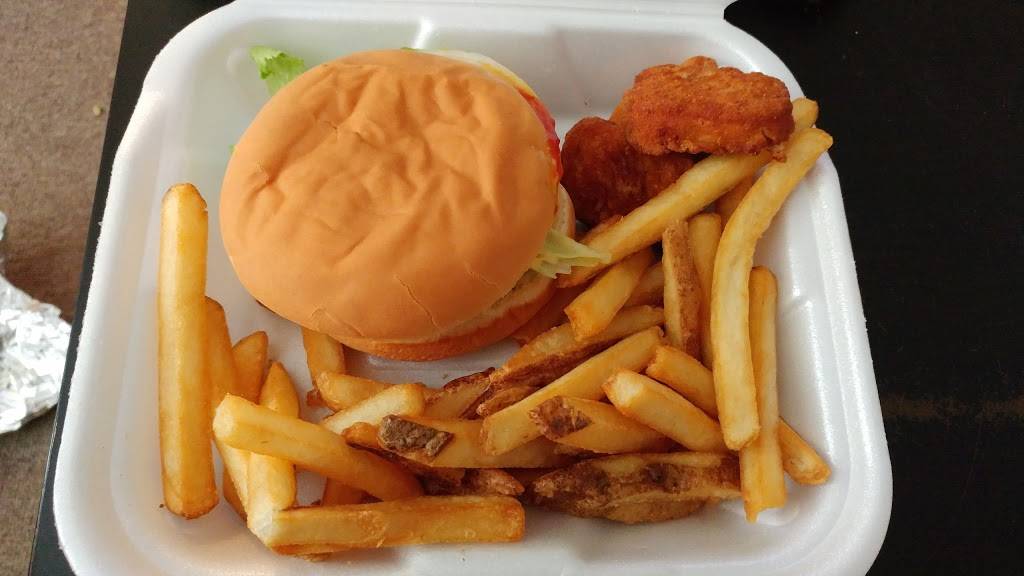 Cook Out | restaurant | 1818 Monticello Ave, Norfolk, VA 23235, USA | 7579623781 OR +1 757-962-3781