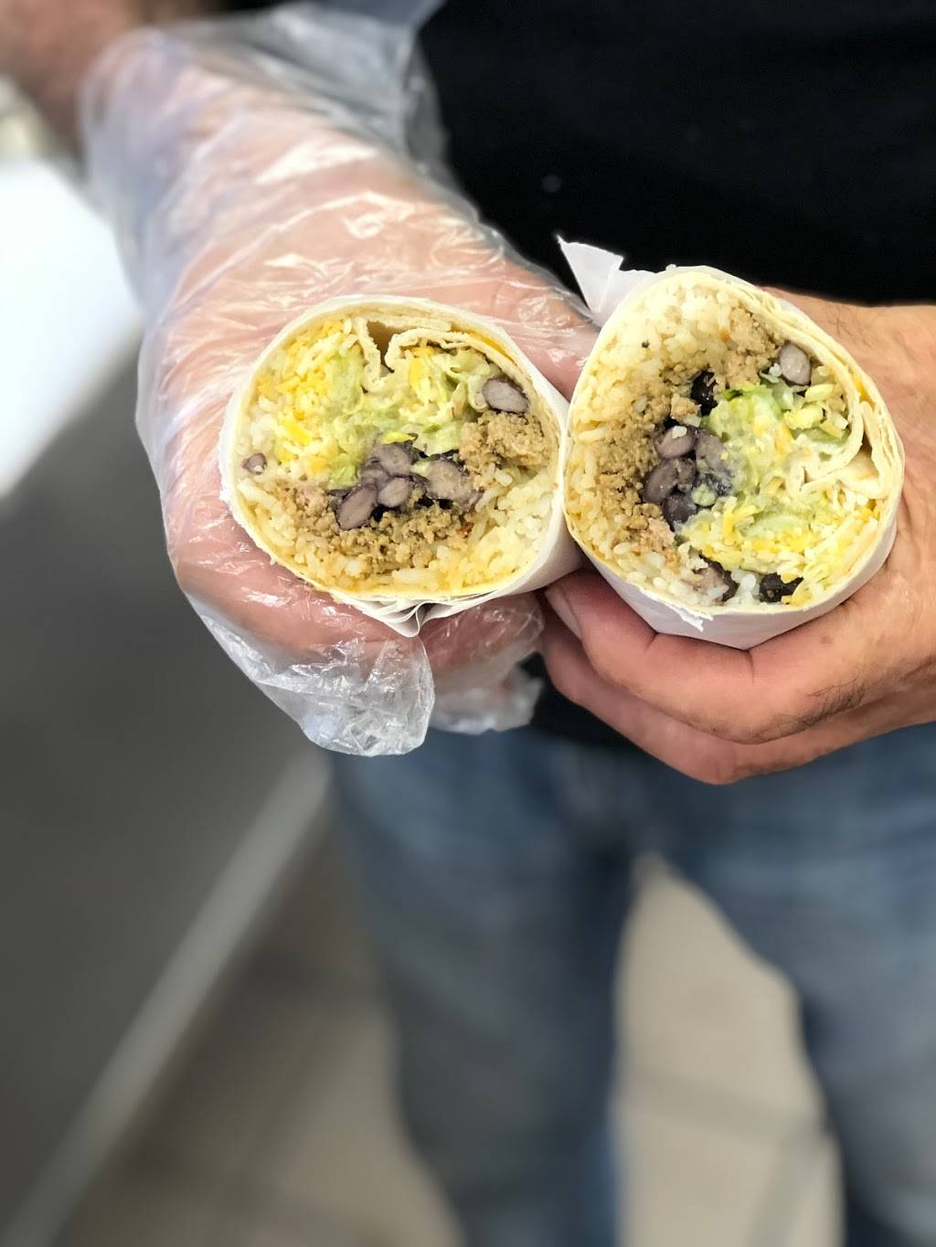 Bombwich | restaurant | 2760 34th St N, St. Petersburg, FL 33713, USA | 3615412349 OR +1 361-541-2349