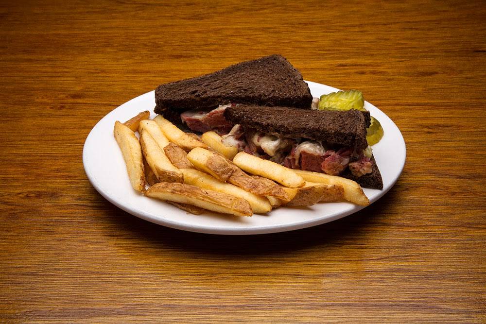 Celtic Knot Public House | restaurant | 626 Church St, Evanston, IL 60201, USA | 8478641679 OR +1 847-864-1679