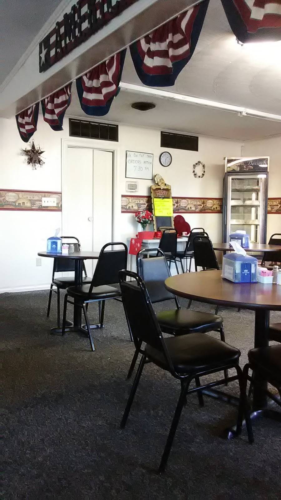 Barlows Country Kitchen | restaurant | 21 Morgan Dr, Lucasville, OH 45648, USA | 7402591177 OR +1 740-259-1177