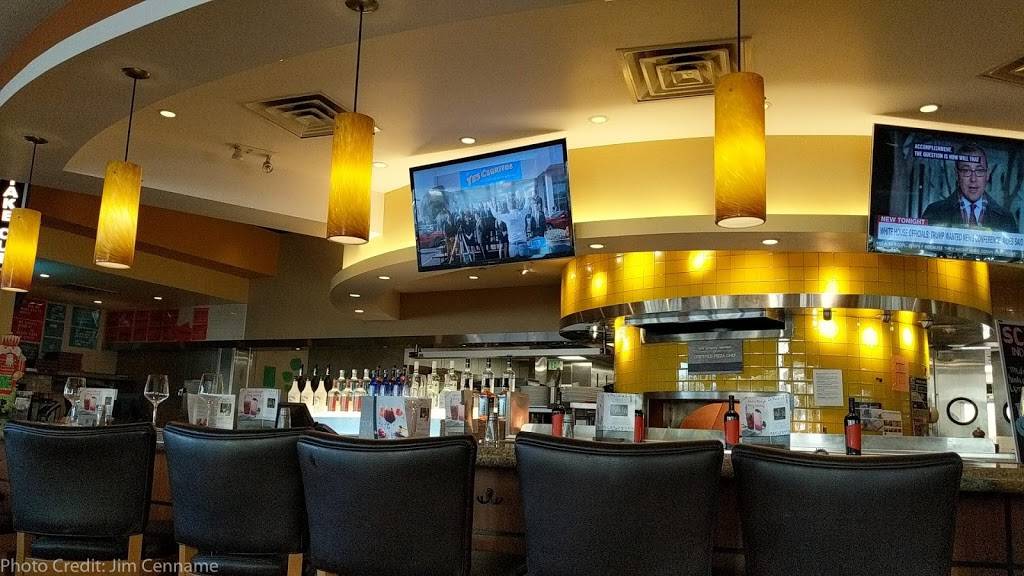 California Pizza Kitchen | restaurant | Town Center, 2015 Birch Rd Ste. 725, Chula Vista, CA 91915, USA | 6195914630 OR +1 619-591-4630