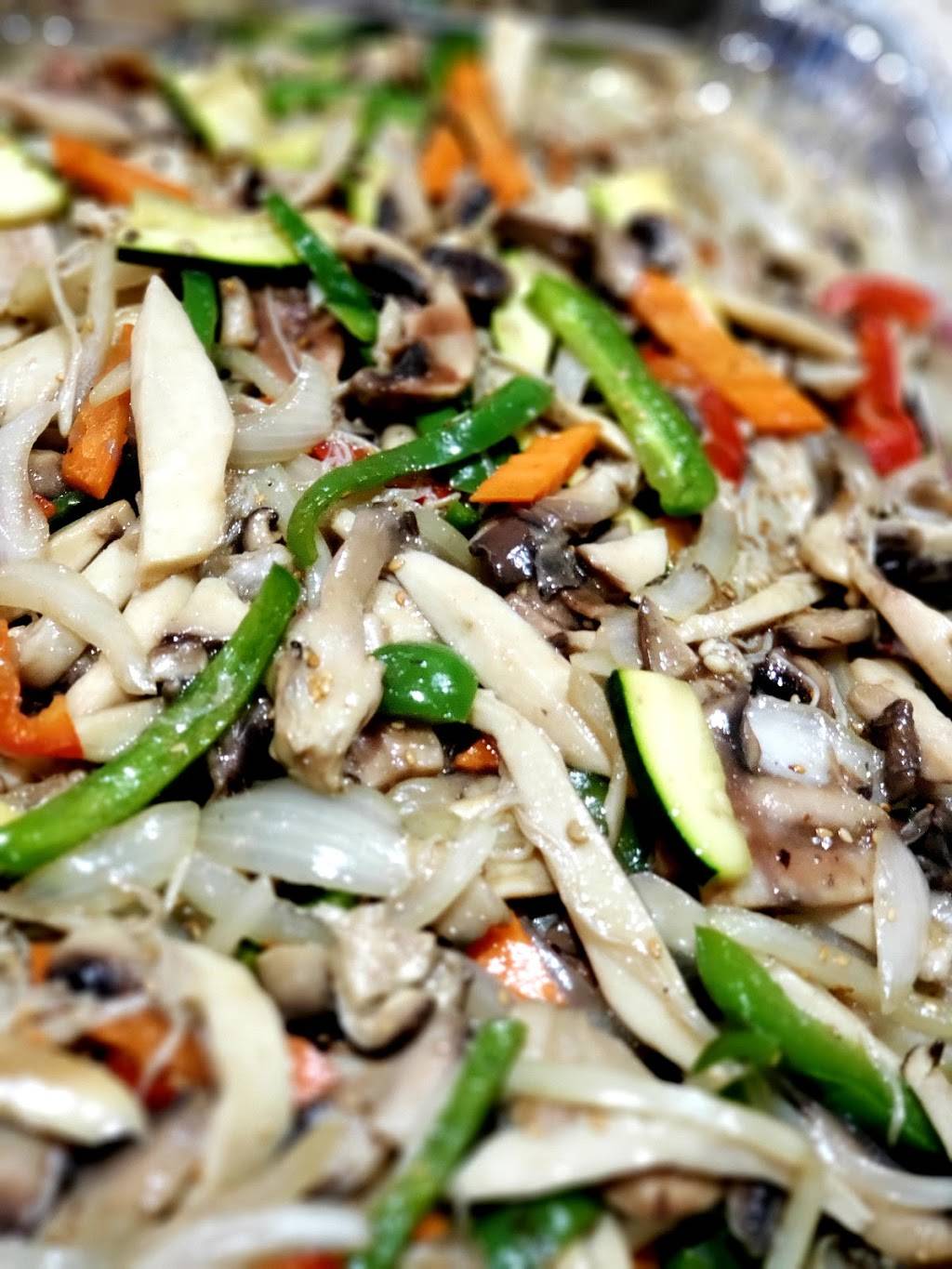 Mont Blanc Bakery | cafe | 301 Broad Ave, Leonia, NJ 07605, USA | 2014922346 OR +1 201-492-2346