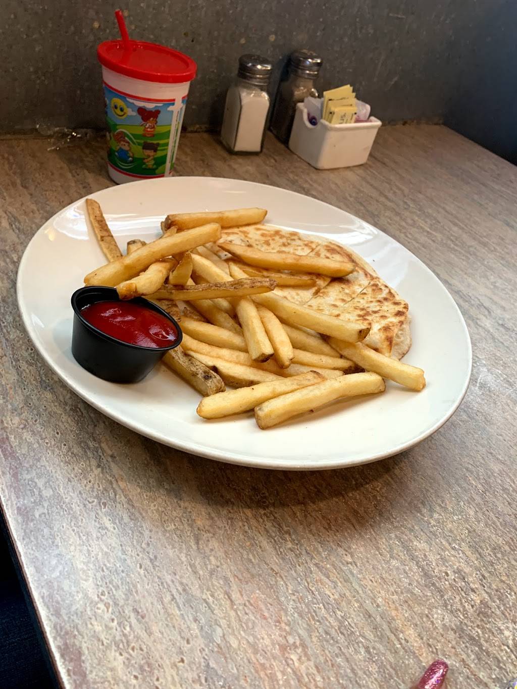 Que Pasa Mexican Cafe | restaurant | 1594 Hillman St, Tulare, CA 93274, USA | 5596840600 OR +1 559-684-0600