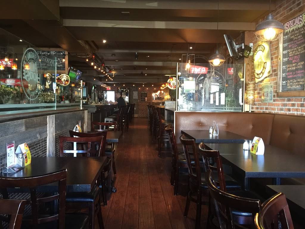 Originals Ale House | restaurant | 1658/1660 Bayview Ave, Toronto, ON M4G 3C2, Canada | 4164810371 OR +1 416-481-0371