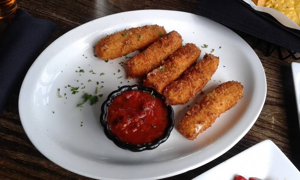 Darfons Restaurant & Lounge | night club | 2810 Elm Hill Pike, Nashville, TN 37214, USA | 6158893032 OR +1 615-889-3032