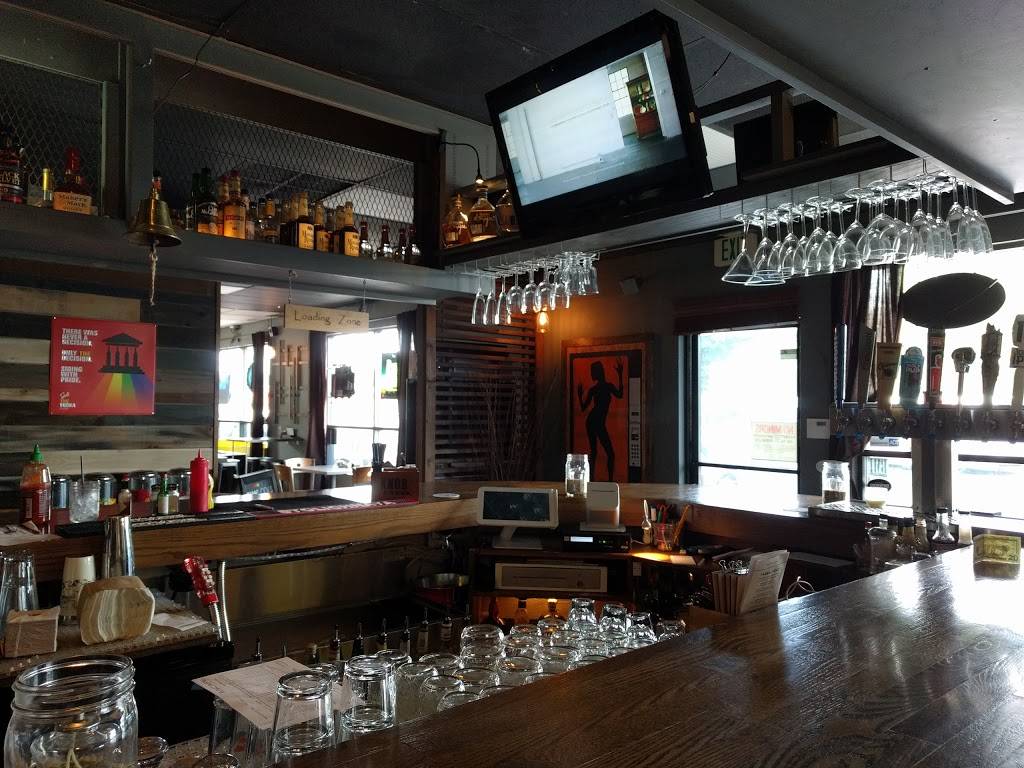 Escape Bar & Grill | restaurant | 9004 NE Sandy Blvd, Portland, OR 97220, USA | 5032554300 OR +1 503-255-4300