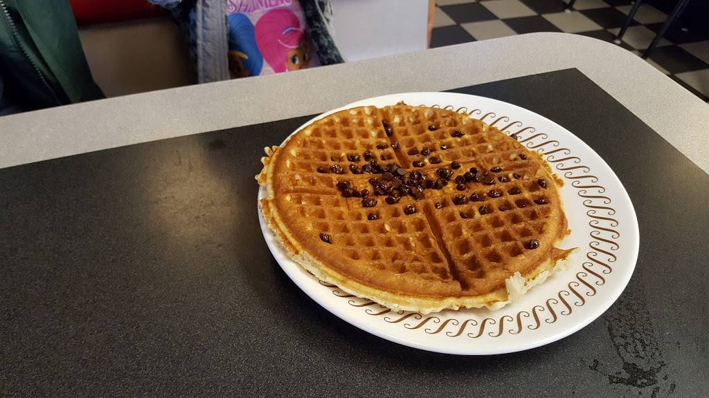 Waffle House | meal takeaway | 6207 Highway 221, US-221, Roebuck, SC 29376, USA | 8645872506 OR +1 864-587-2506