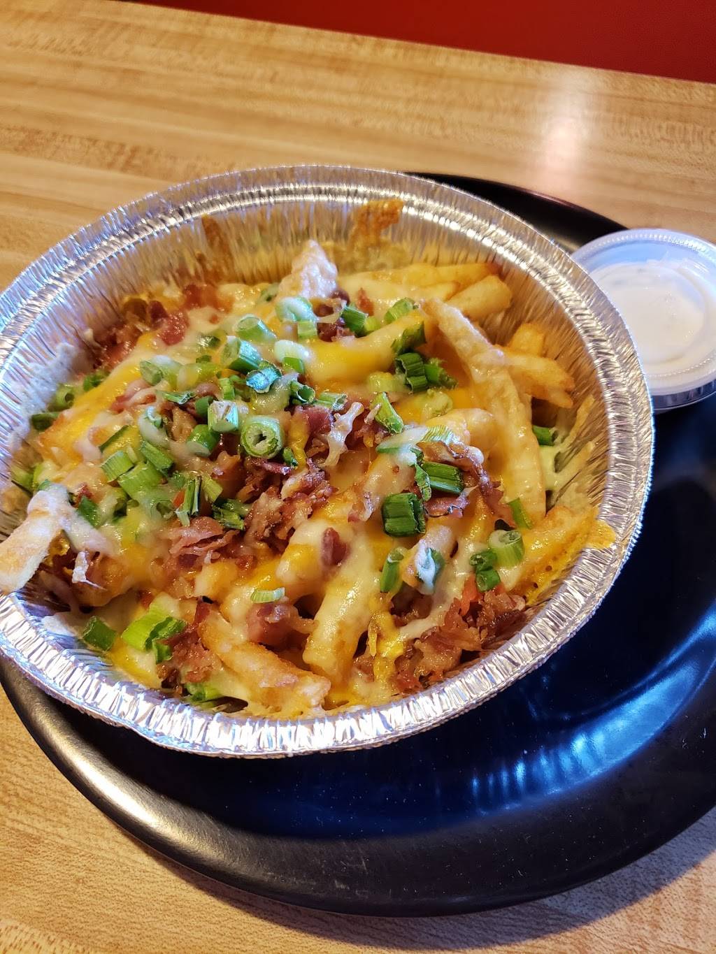 Brothers Pizza | restaurant | 18 Ship Shopping Center, Shippensburg, PA 17257, USA | 7175301732 OR +1 717-530-1732